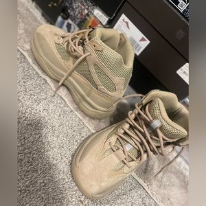 Yeezy Dsrt Boot